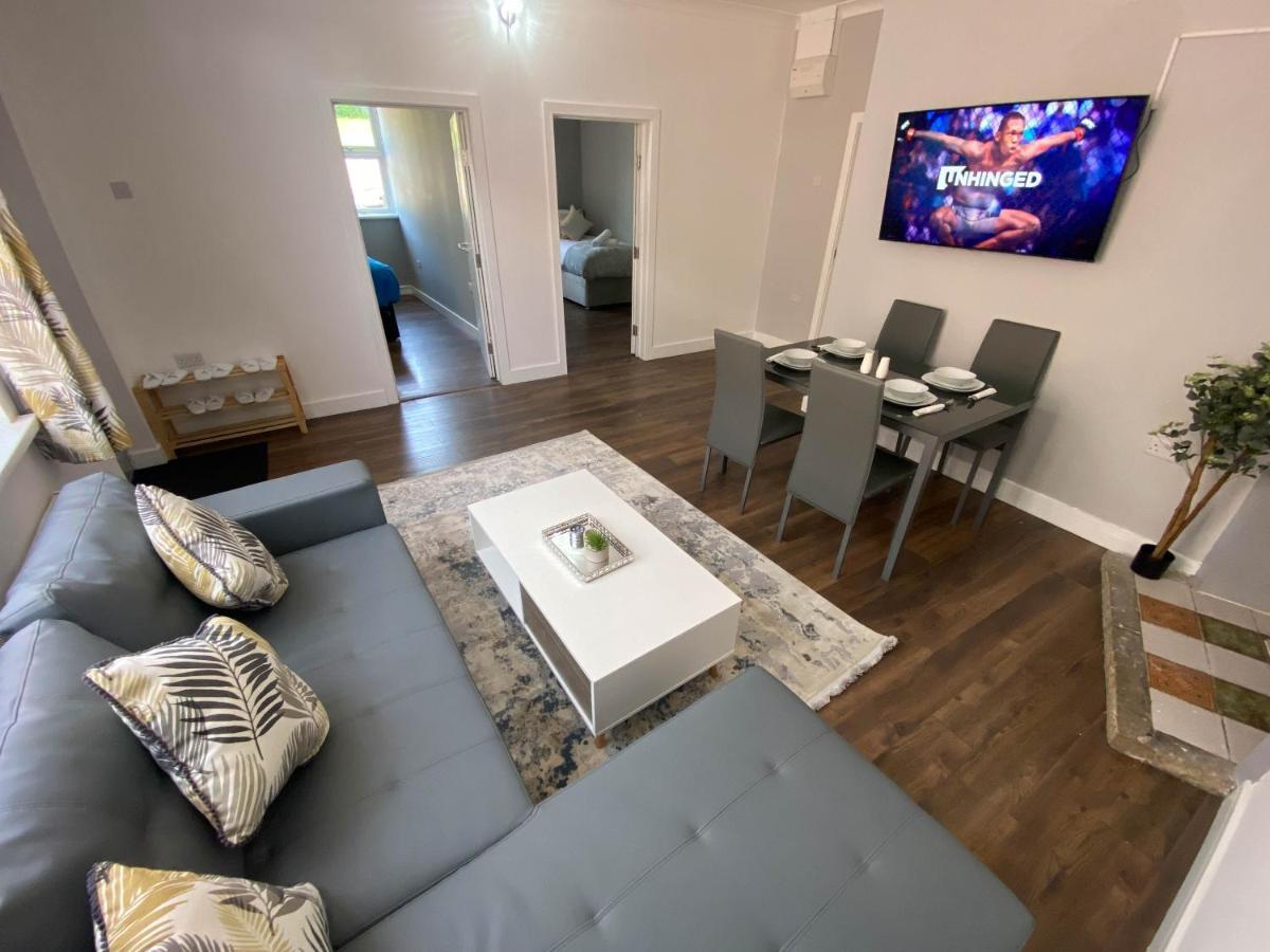 Apartmán 2 Bed Town Centre Nr Theatre Free Park Wi-Fi & Garden Aylesbury  Exteriér fotografie